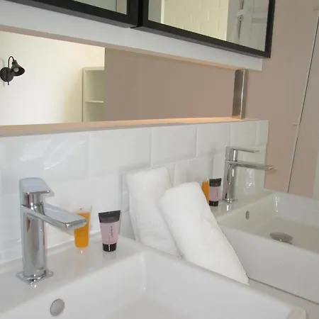 Hotel De Premia 2*