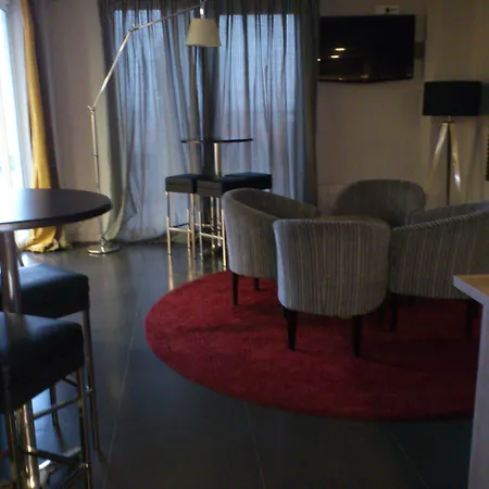 Hotel De Premia 2*